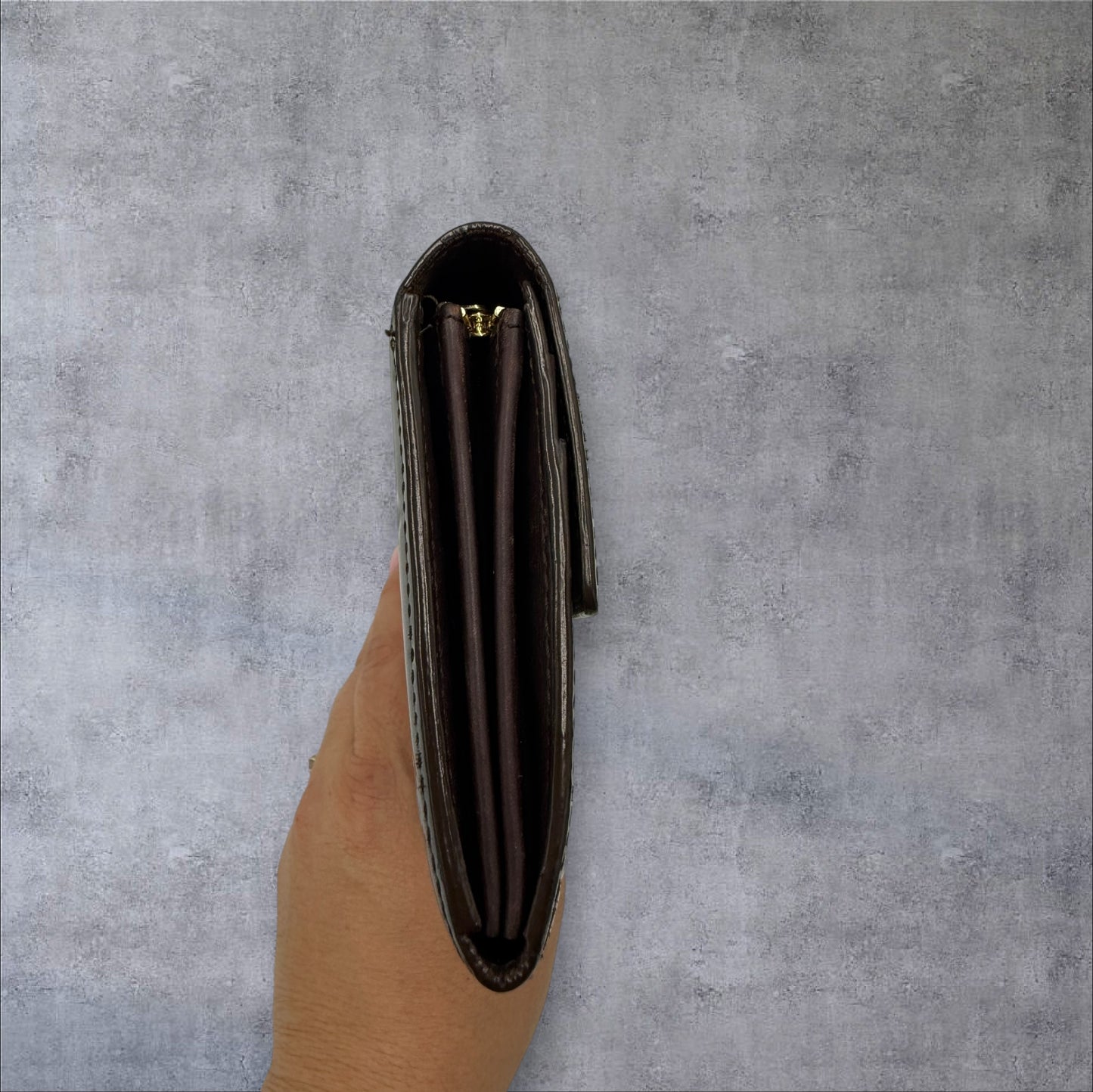 Louis Vuitton Amarante Vernis Sarah Wallet