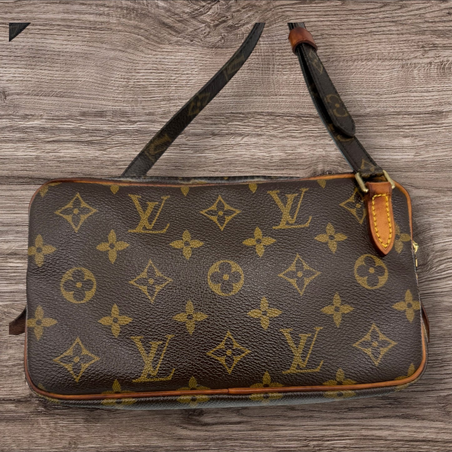 Louis Vuitton Monogram Crossbody with adjustable Strap
