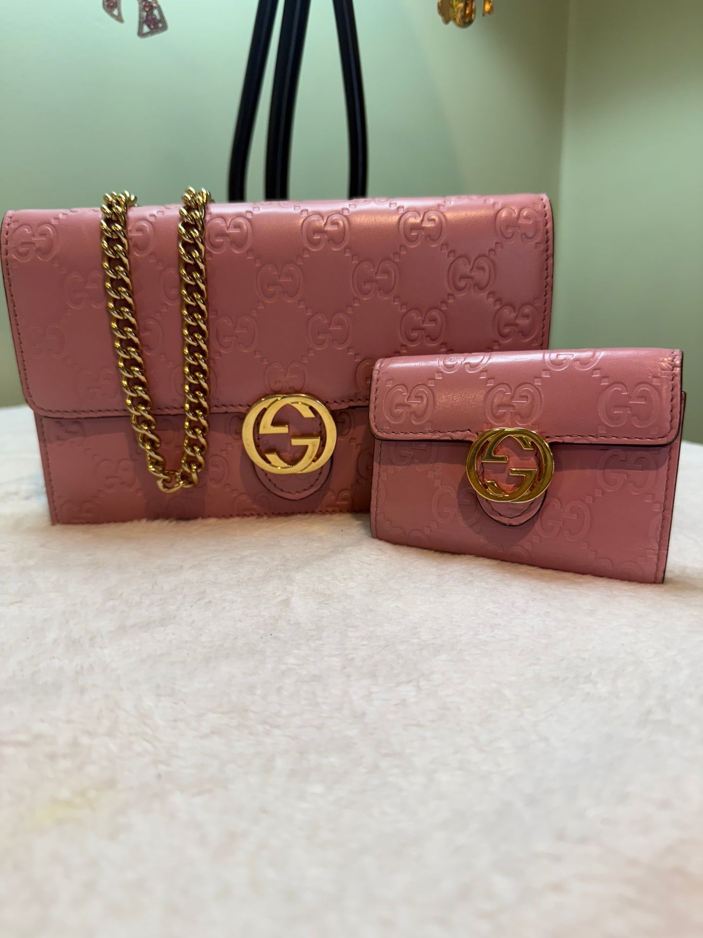 Gucci Pink Guccisima Leather 6 Ring Key Case