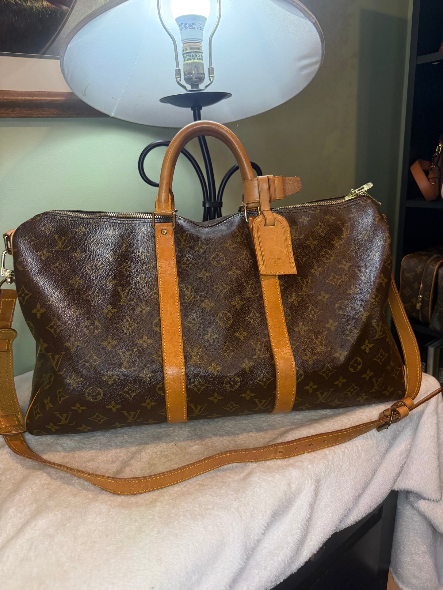 1521. Louis Vuitton Monogram Keepall 50 Bando