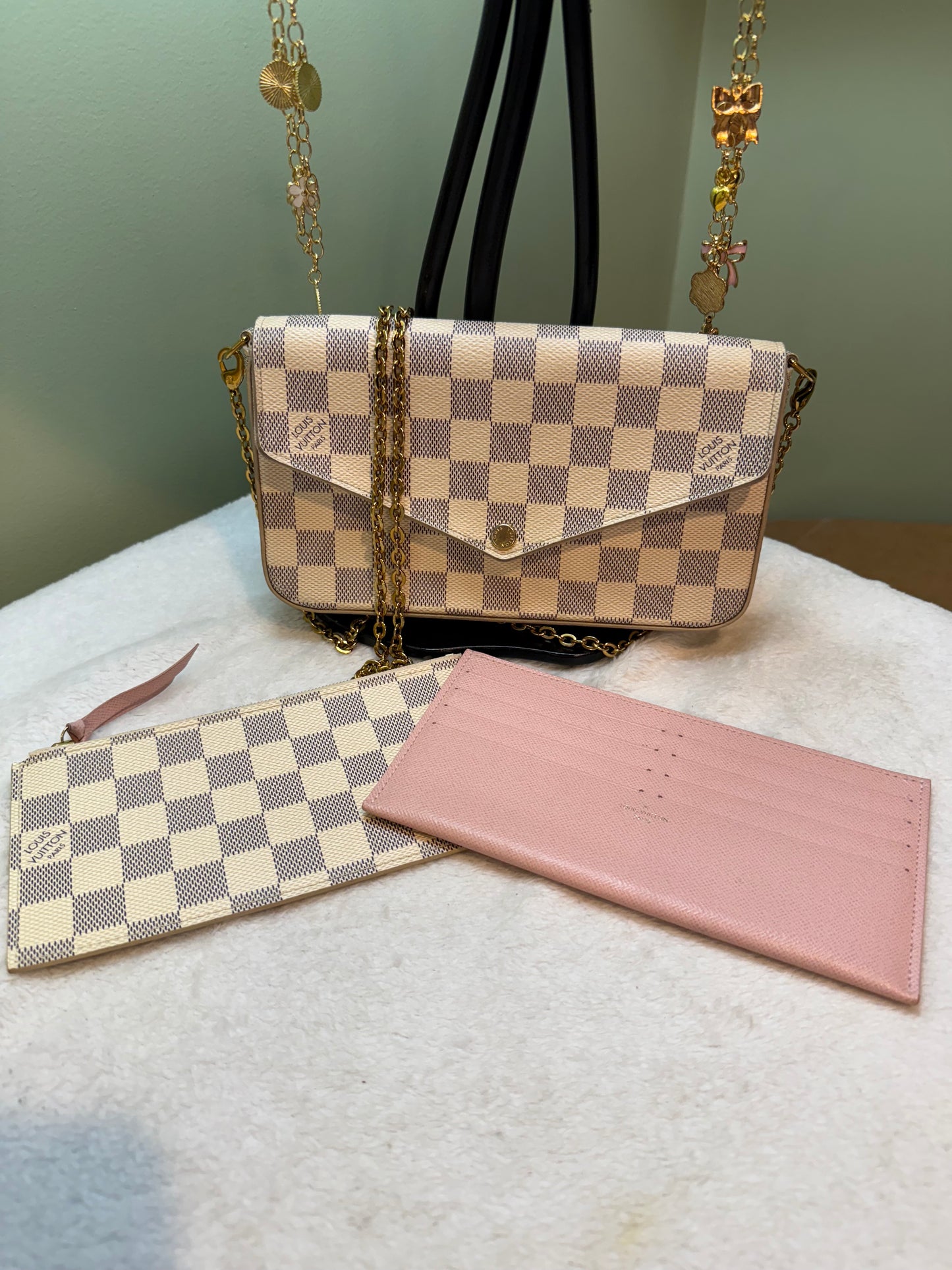 Louis Vuitton Damier Azur Felicie Pochette with both Inserts