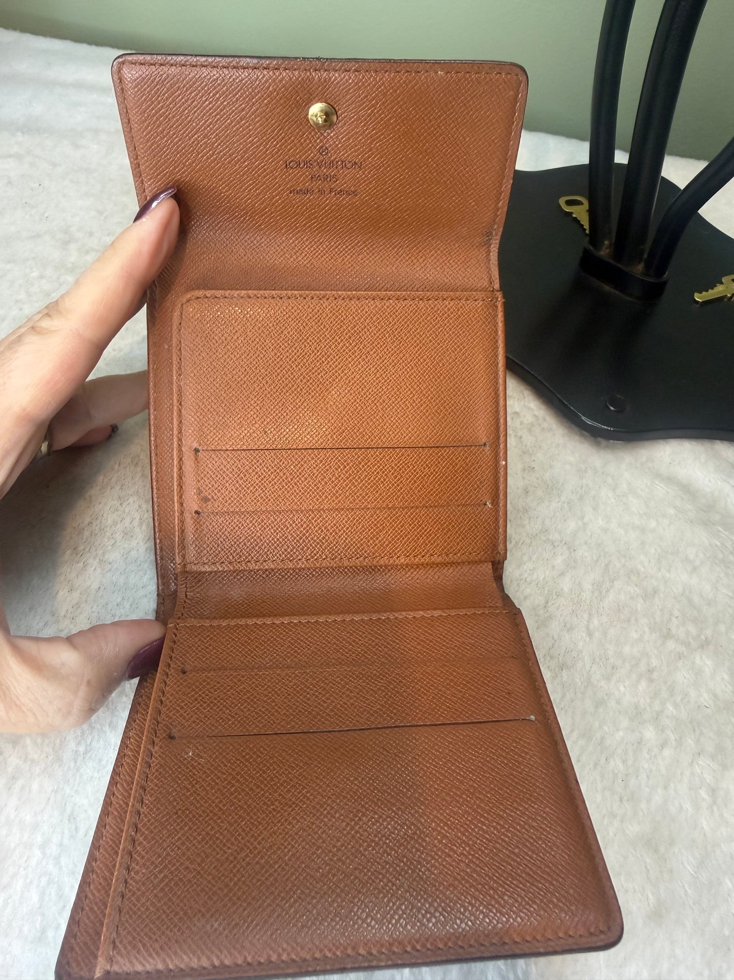 1260. Louis Vuitton Monogram Elise Compact Wallet