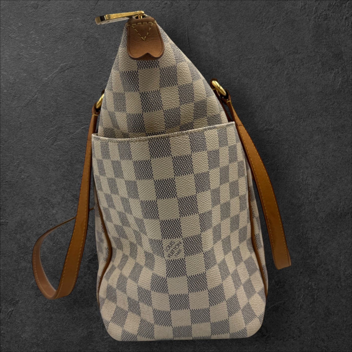 Louis Vuitton Damier Azur Totally MM tote