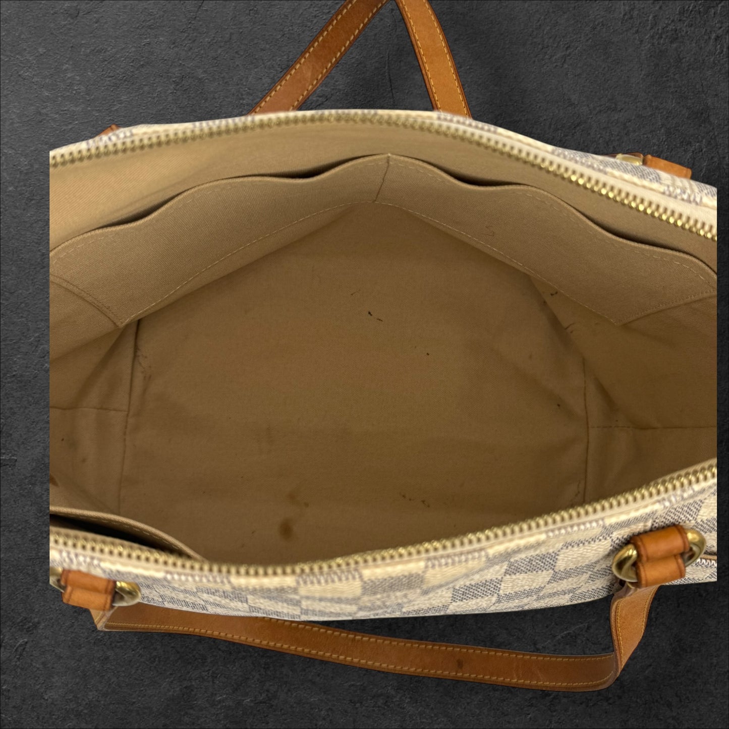 Louis Vuitton Damier Azur Totally MM tote