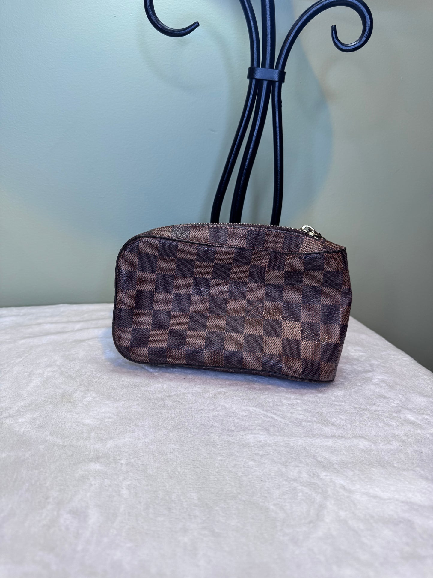 1862. Louis Vuitton Damier Ebene Geronimo