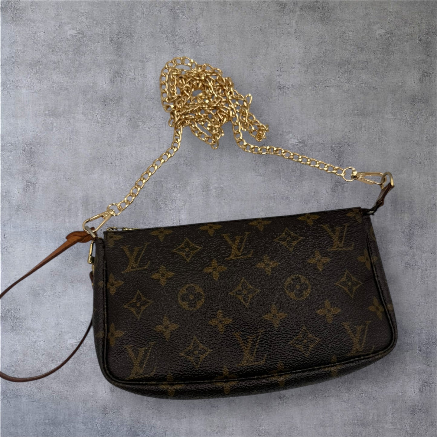 Louis Vuitton Monogram Pochette Accessories