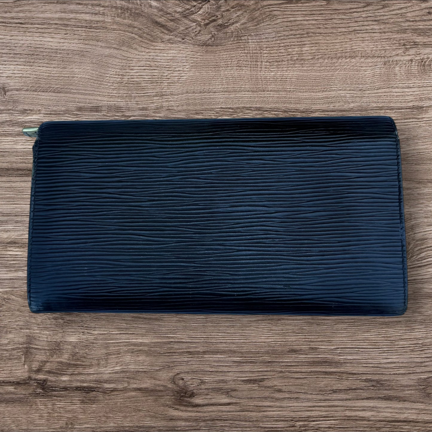 Louis Vuitton Epi Portefeuille Sarah Leather Long wallet