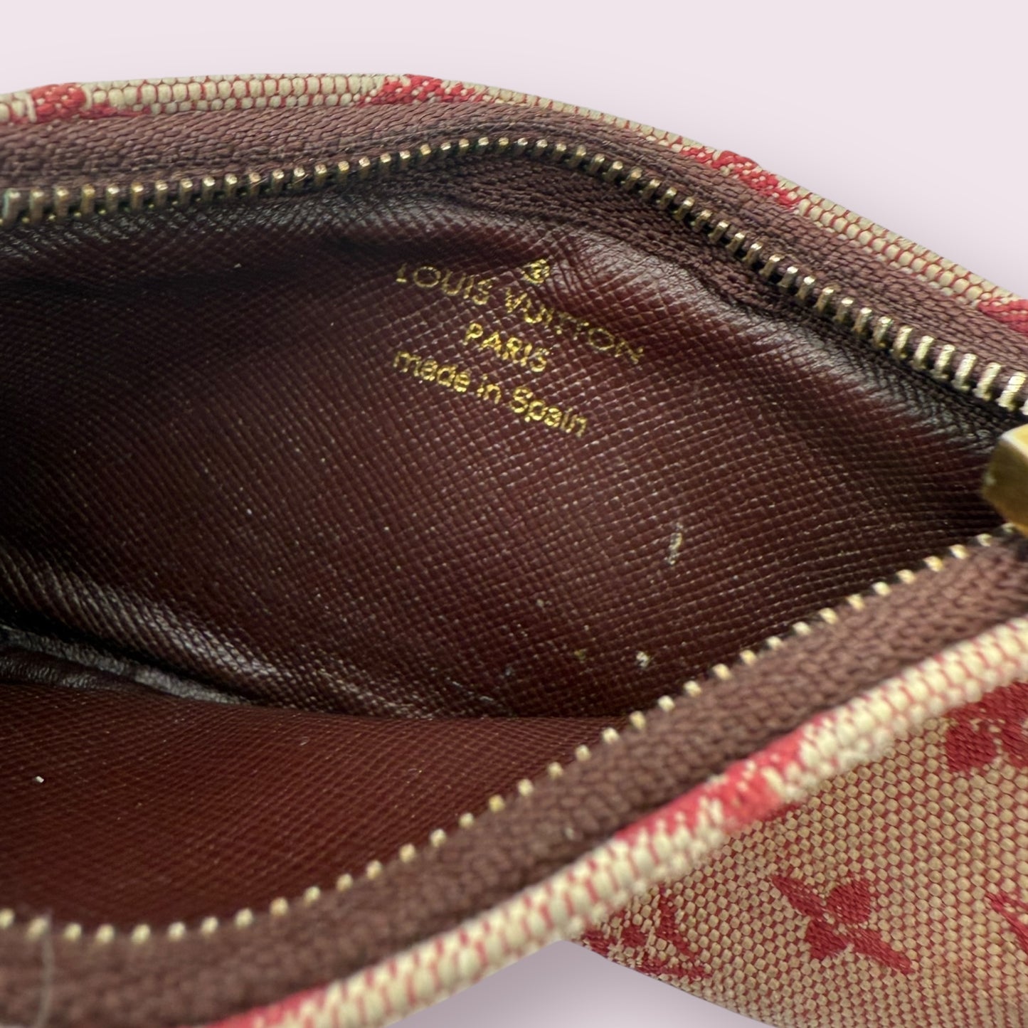 Louis Vuitton Rose Canvas Key Cles
