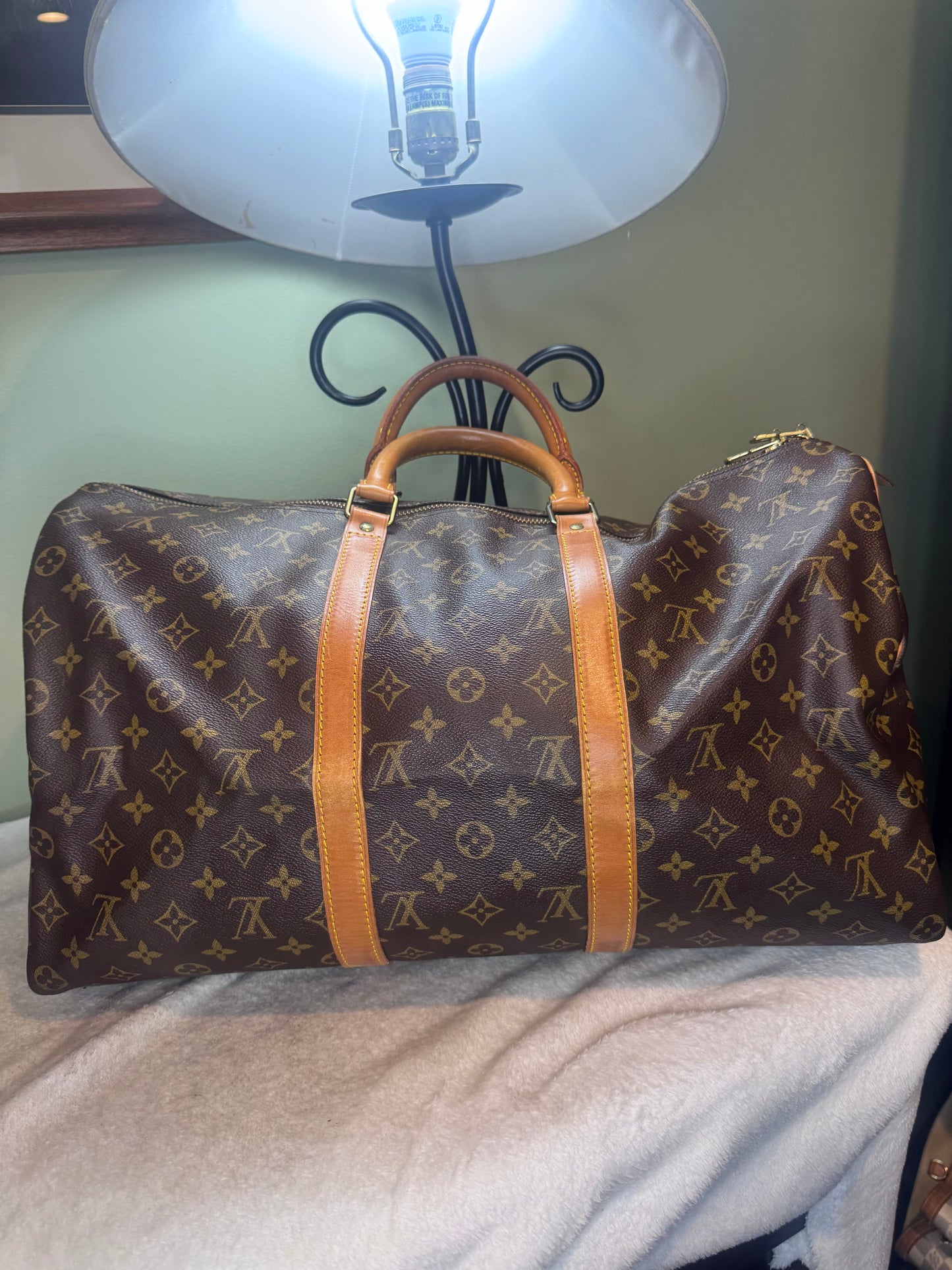 1403. Louis Vuitton Monogram Keepall 50