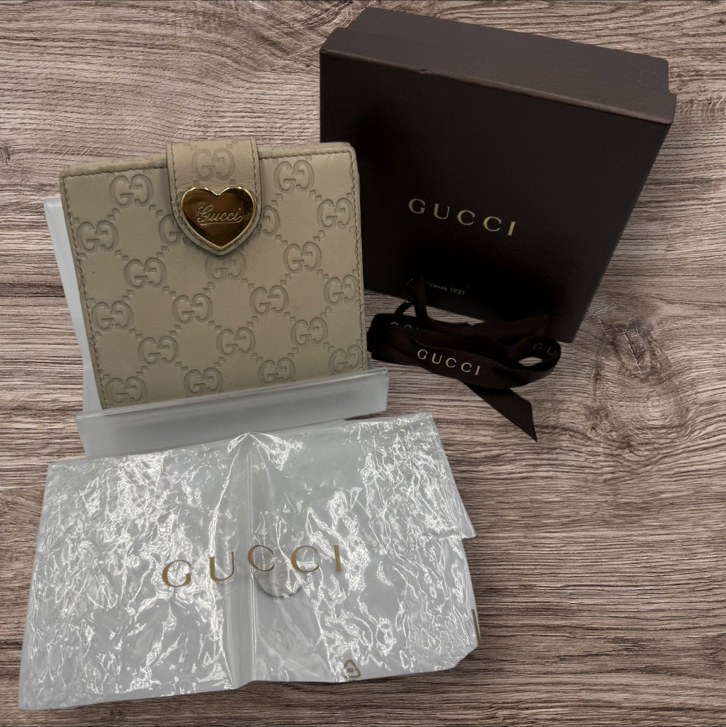 Gucci Heart Compact Wallet