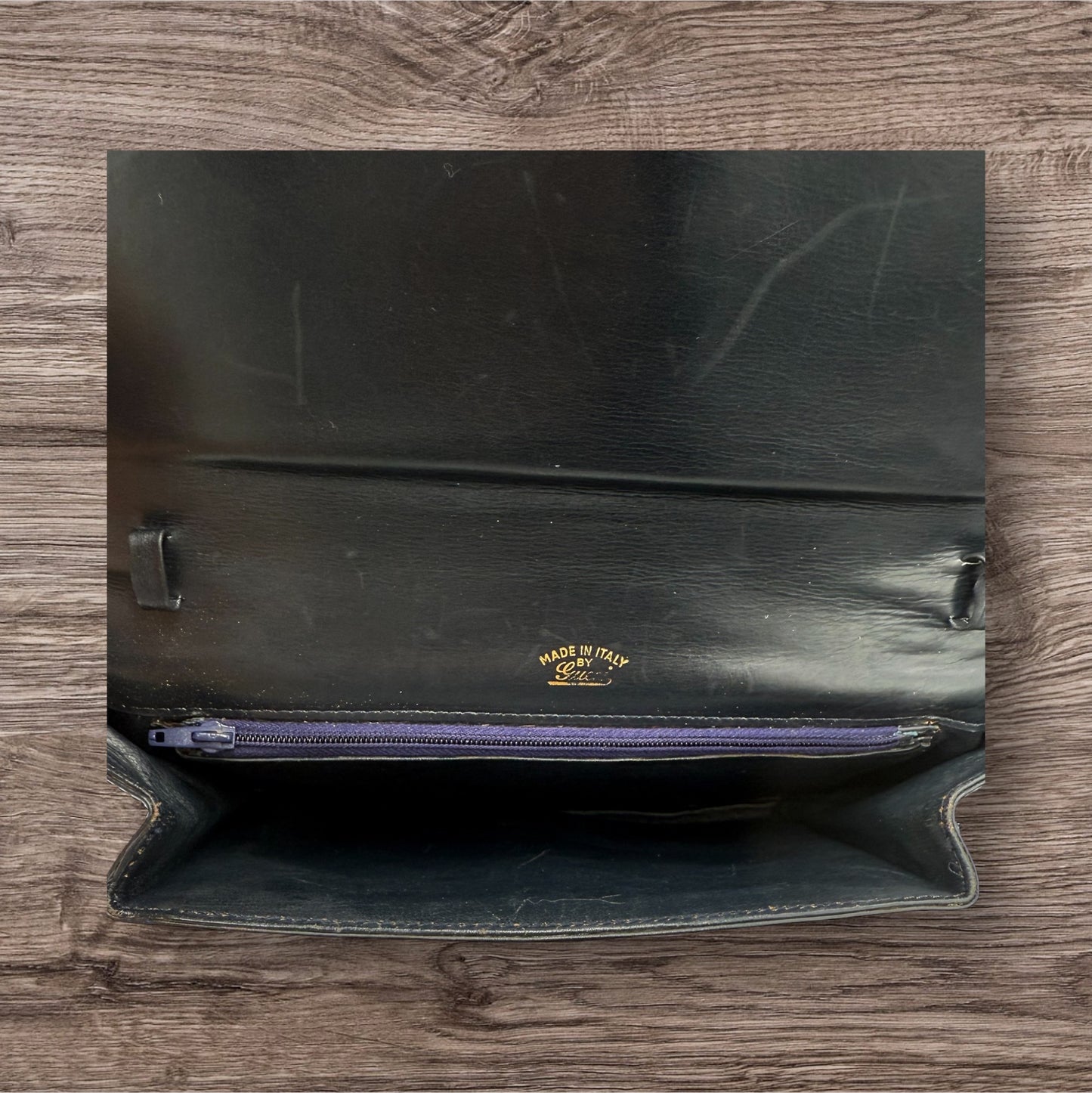 Gucci Crossbody with Spur accent