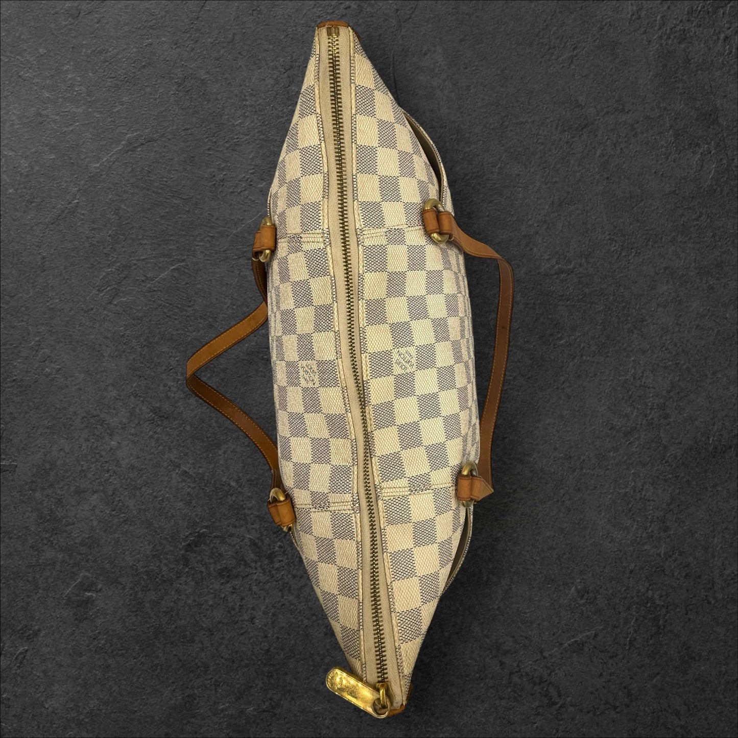 Louis Vuitton Damier Azur Totally MM tote