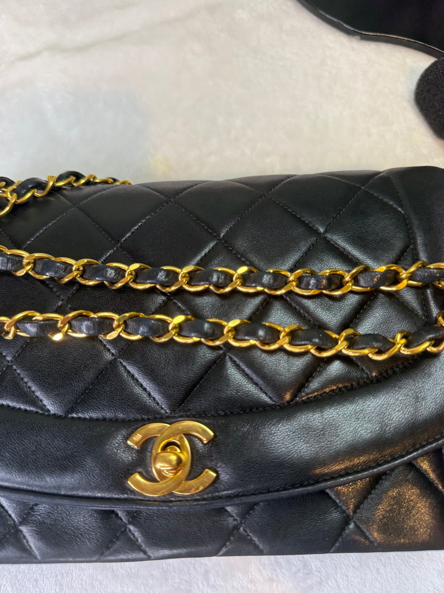 1708. Chanel Vintage Diana Lambskin (Series 2)