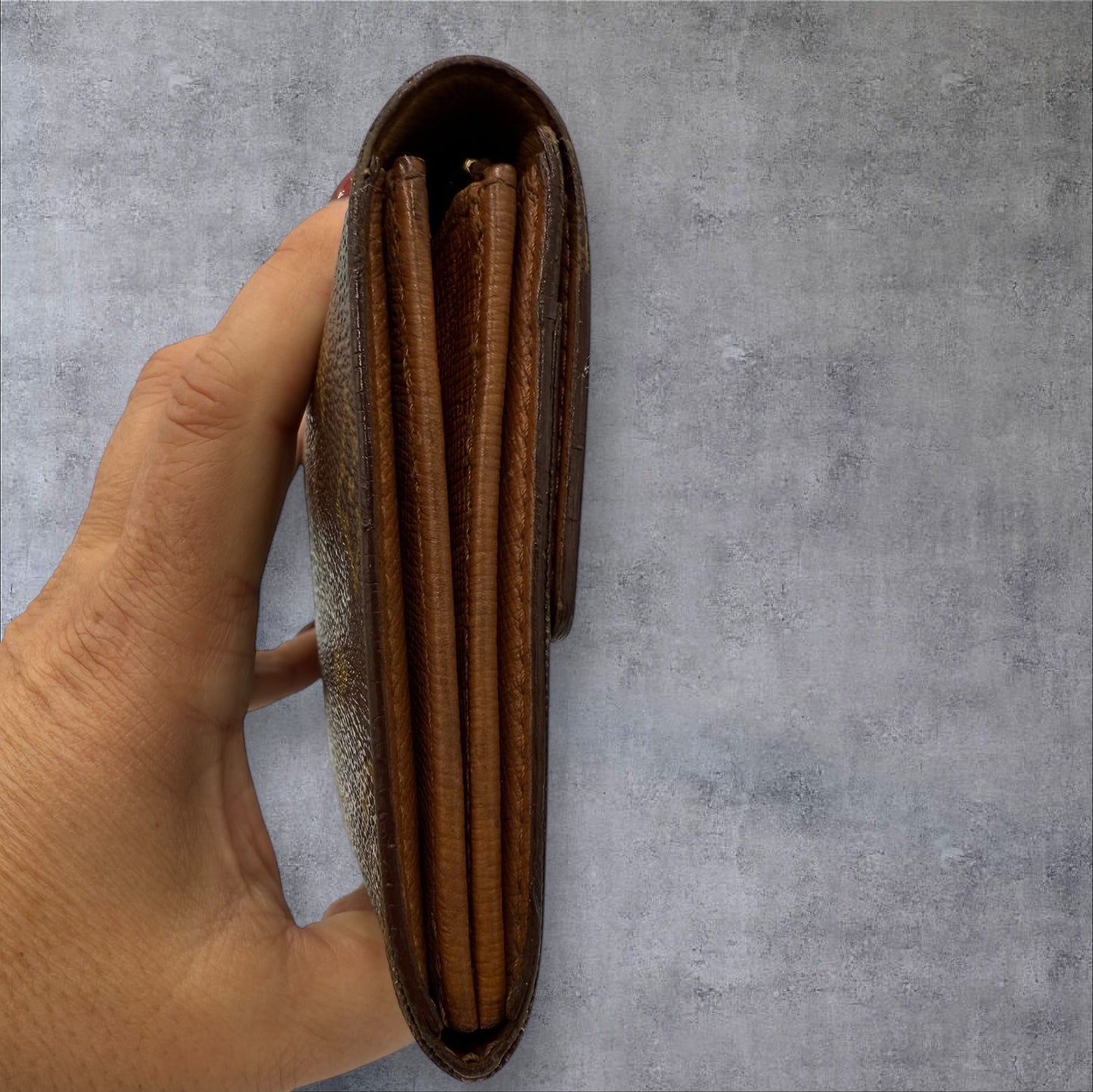 Louis Vuitton Monogram Sarah Wallet