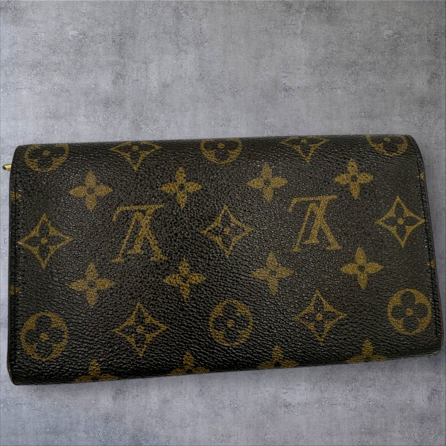 Louis Vuitton Monogram Sarah Wallet