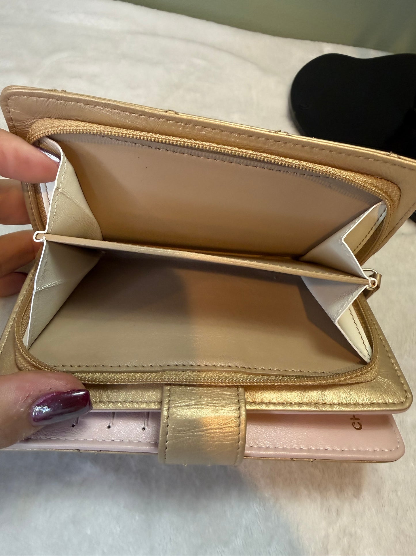 1854. Chanel Gold Matelasse Compact Wallet