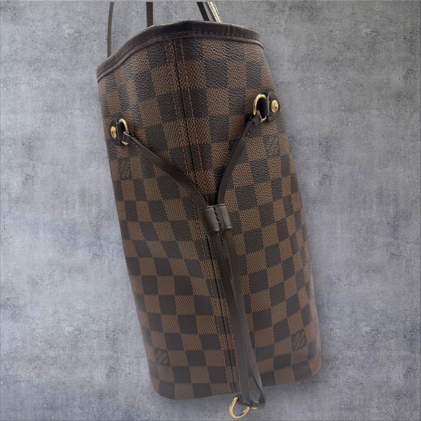 Louis Vuitton Damier Ebene Neverfull MM