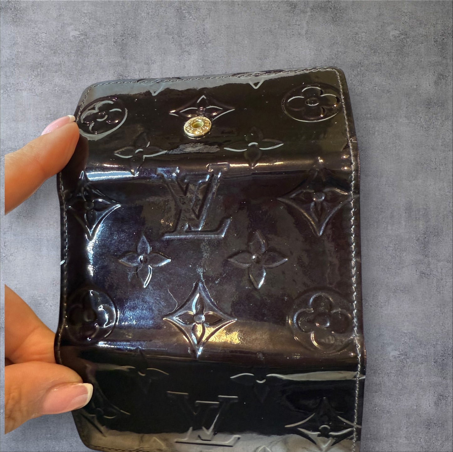 Louis Vuitton Amarante Vernis Key Holder