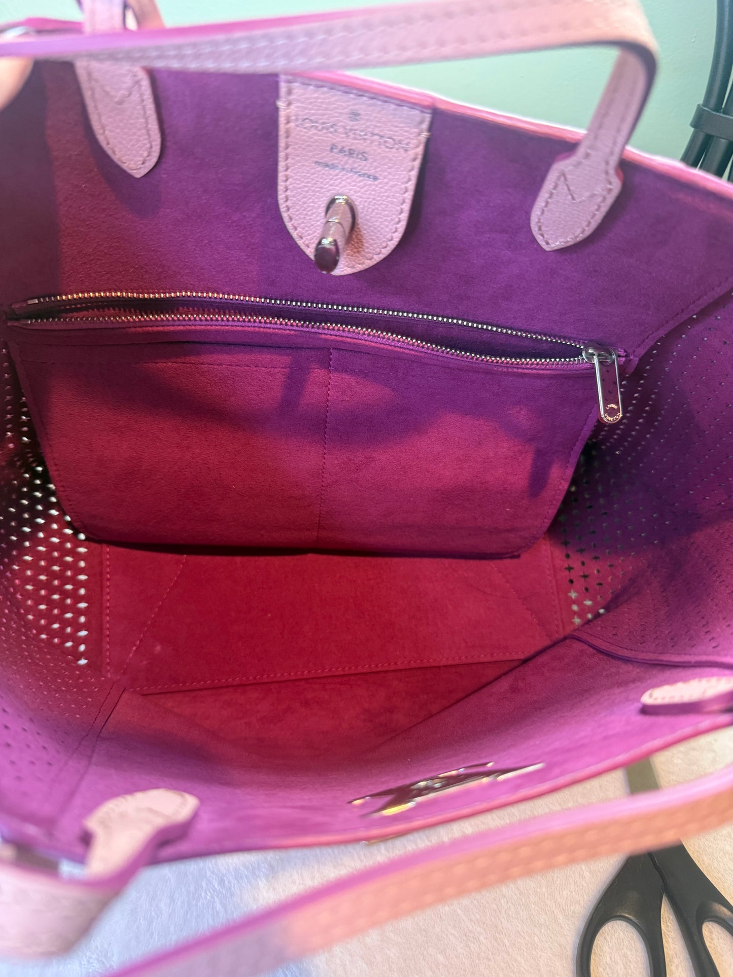 1910. Louis Vuitton Pink Perforated Lockme Cabas Tote