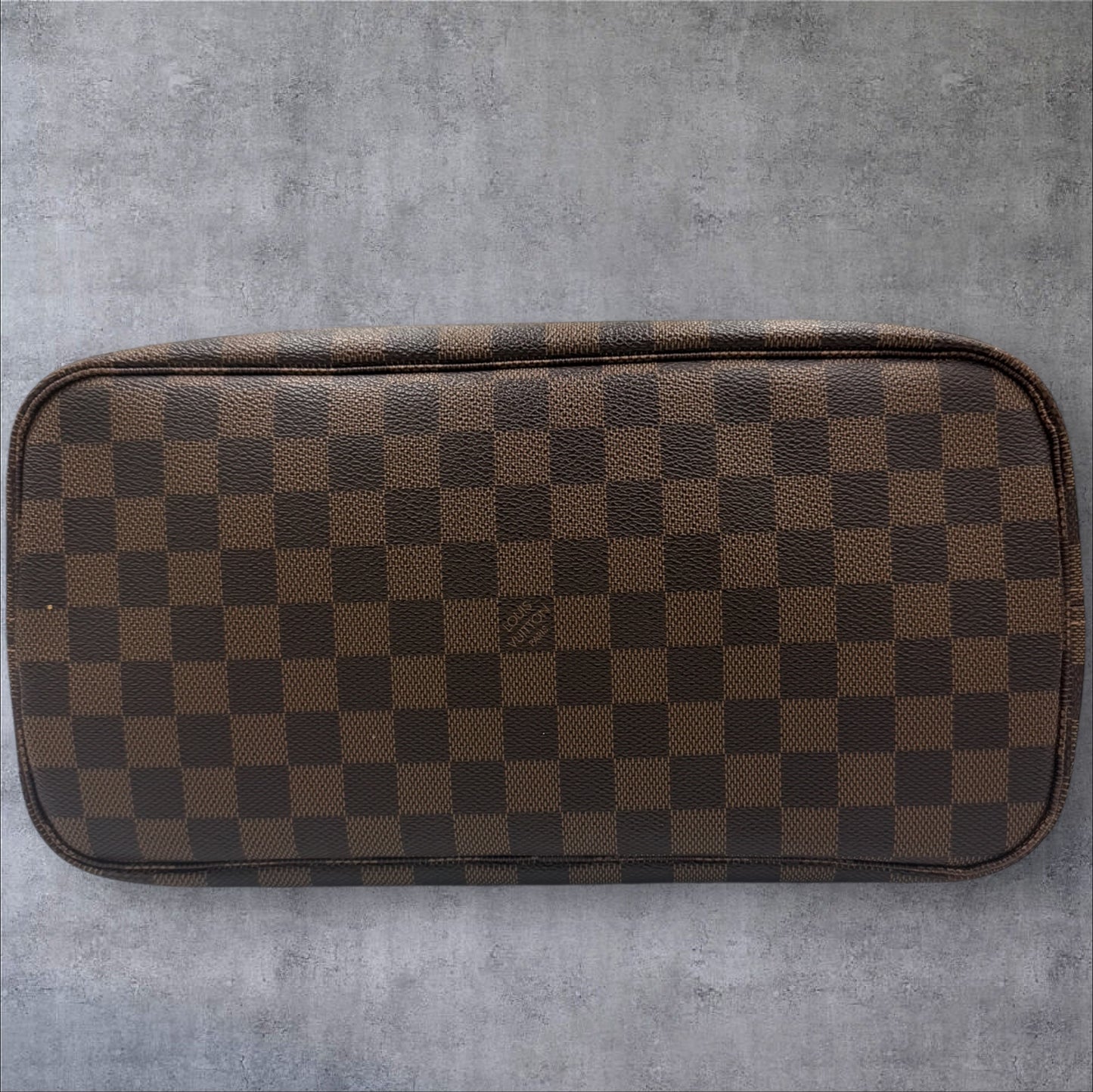 Louis Vuitton Damier Ebene Neverfull MM