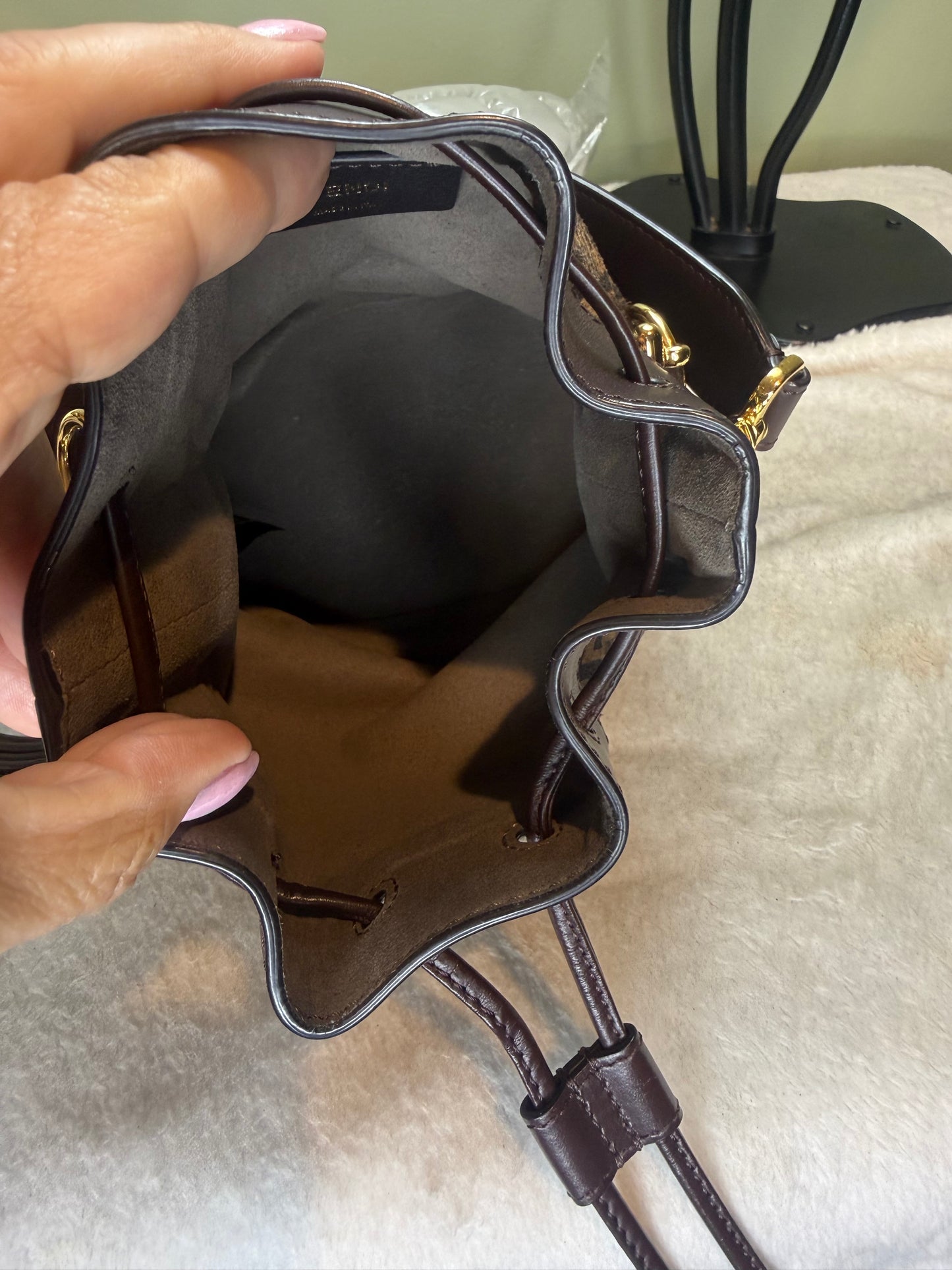 1543. Fendi Brown Suede Mon Tresor Mini Bucket Bag
