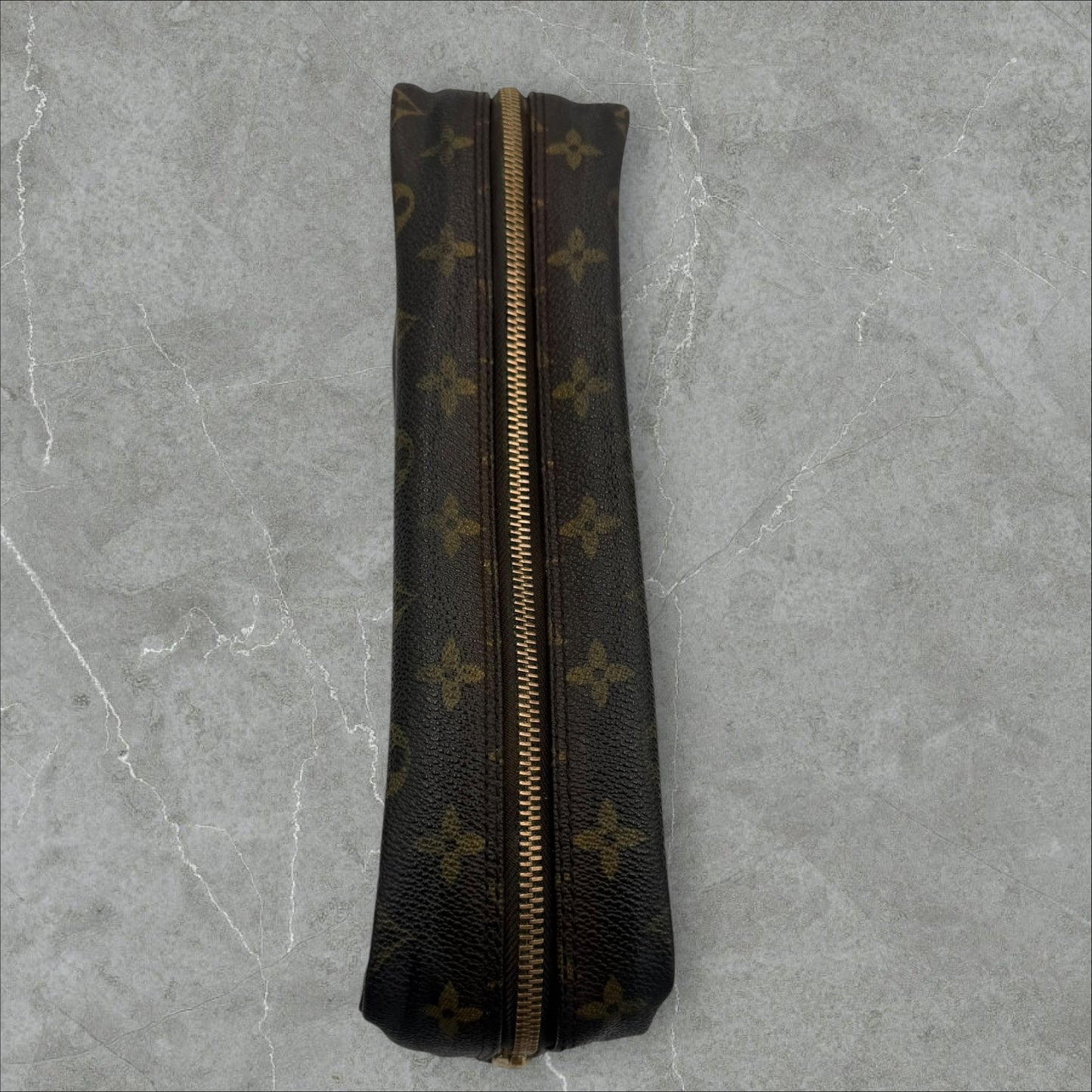 Louis Vuitton Trousse Toilette 28 Clutch Cosmetic Bag