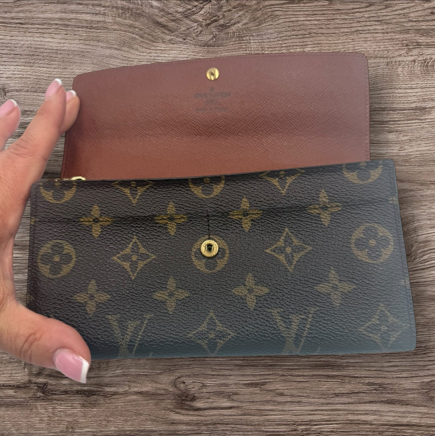 Louis Vuitton Monogram Sarah Wallet