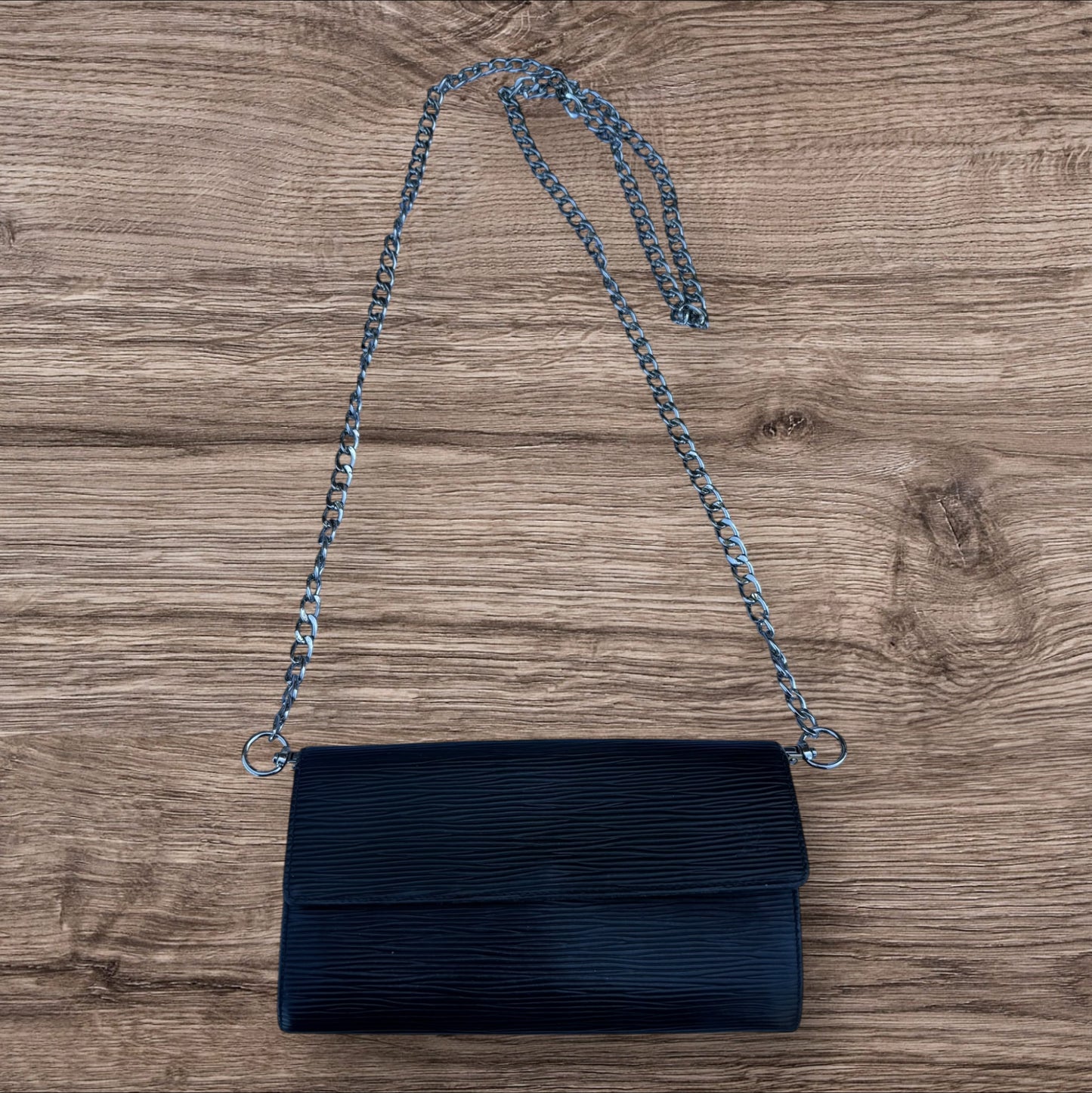 Louis Vuitton Epi Portefeuille Sarah Leather Long wallet