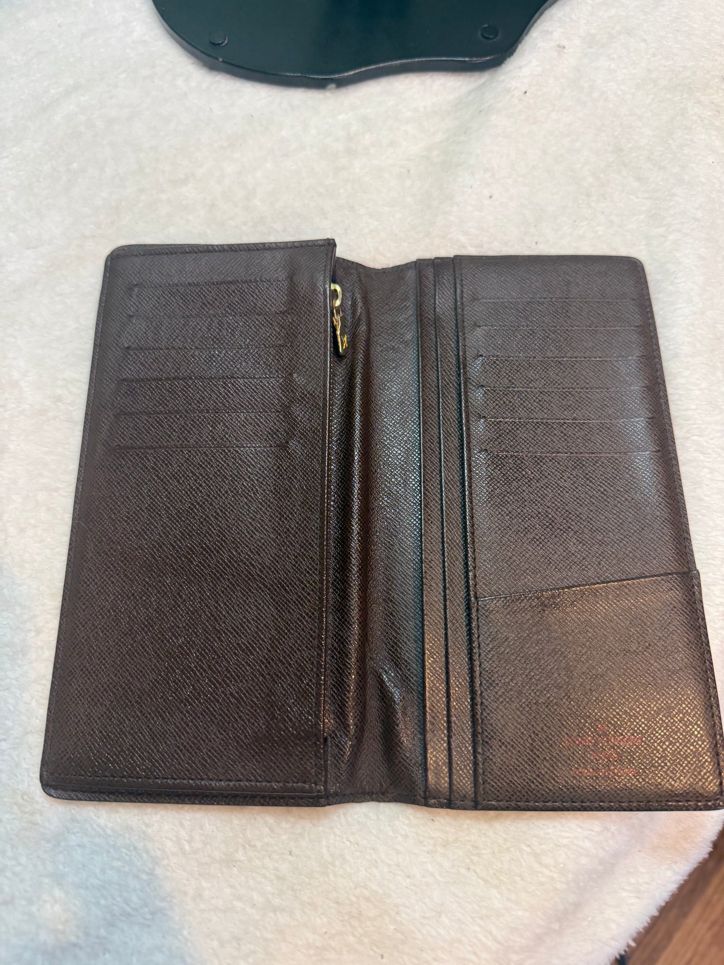 529. Louis Vuitton Damier Ebene Brazza Wallet