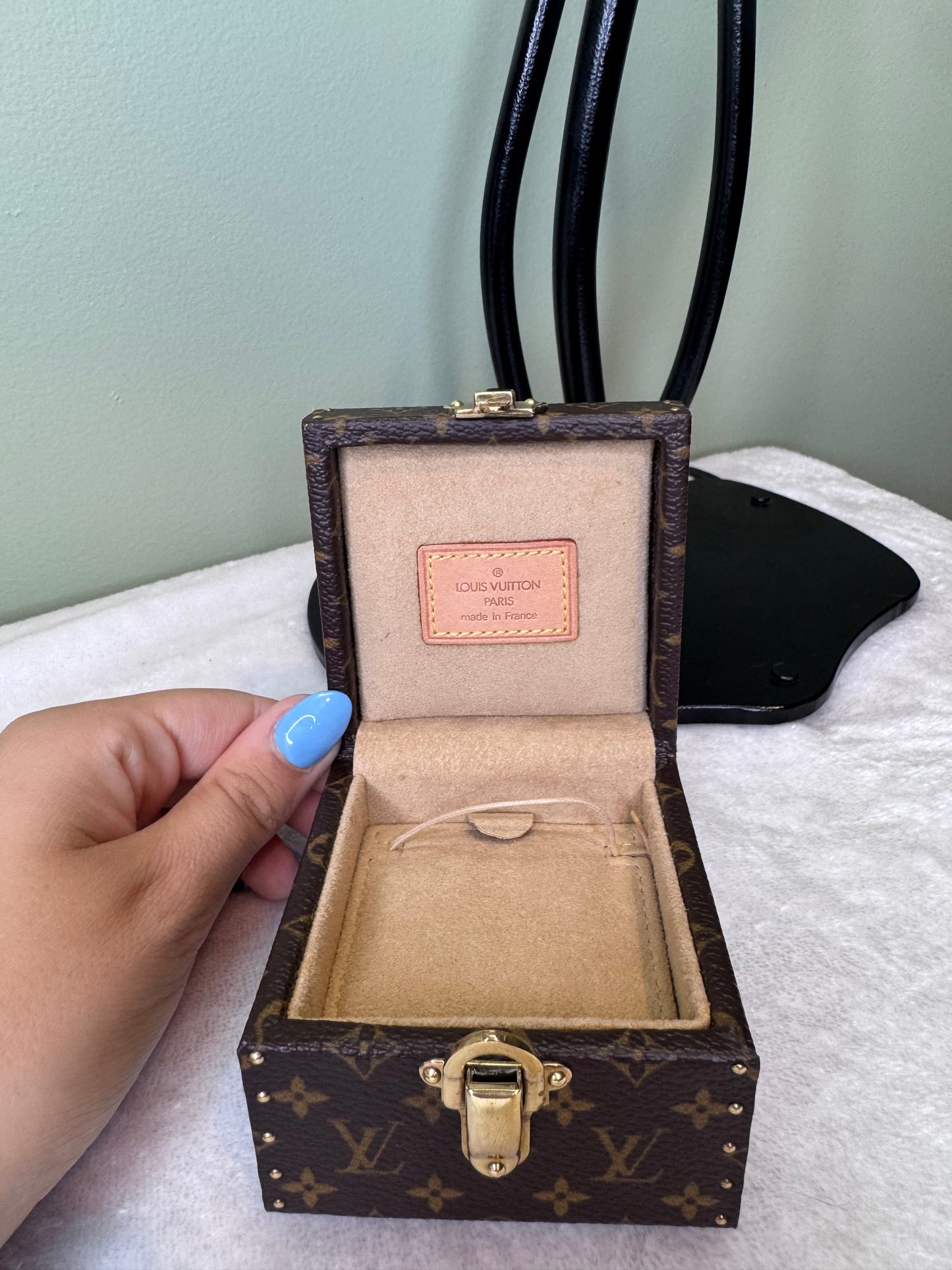 1719. Louis Vuitton Ecrin Declaration Mini Jewelry Trunk