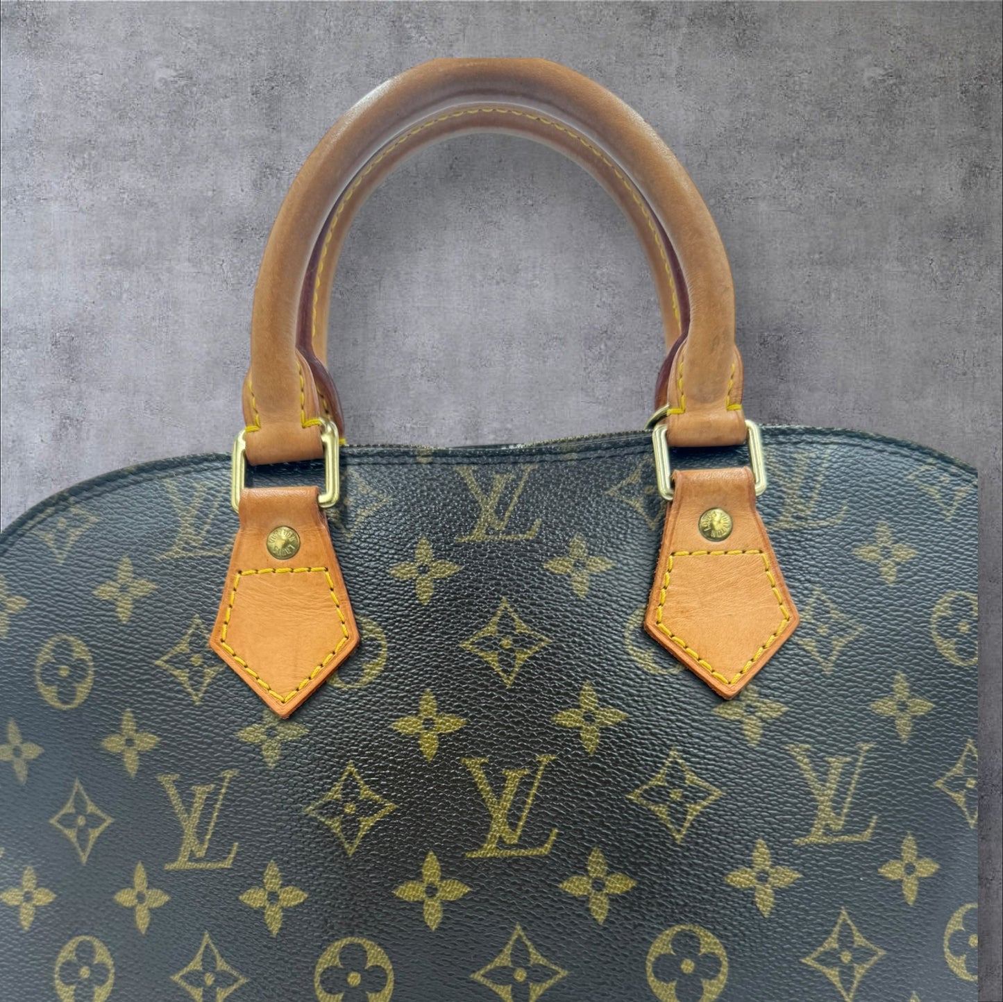 314. Louis Vuitton Monogram Alma PM