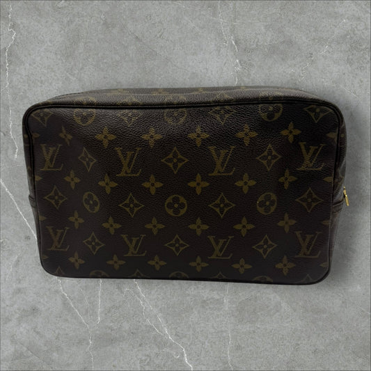 Louis Vuitton Trousse Toilette 28 Clutch Cosmetic Bag