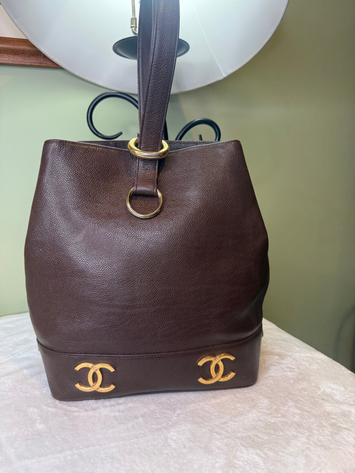 1746. Chanel Vintage Brown Triple CC Bucket Bag ( Series 2, 91-94)