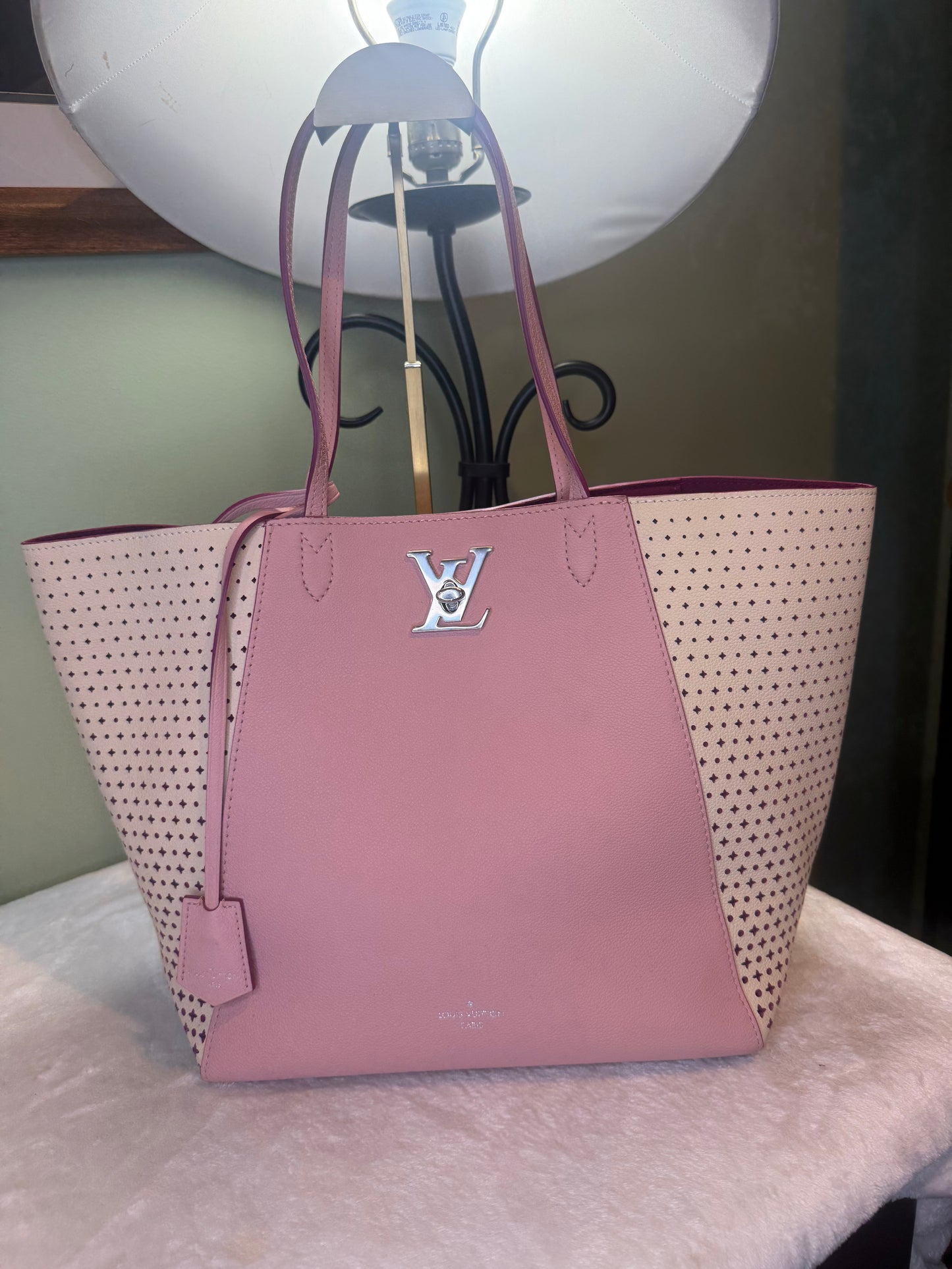 1910. Louis Vuitton Pink Perforated Lockme Cabas Tote
