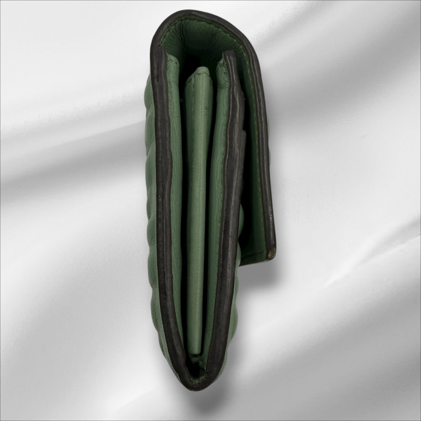 284. Fendi Bifold Leather Wallet Mint Green