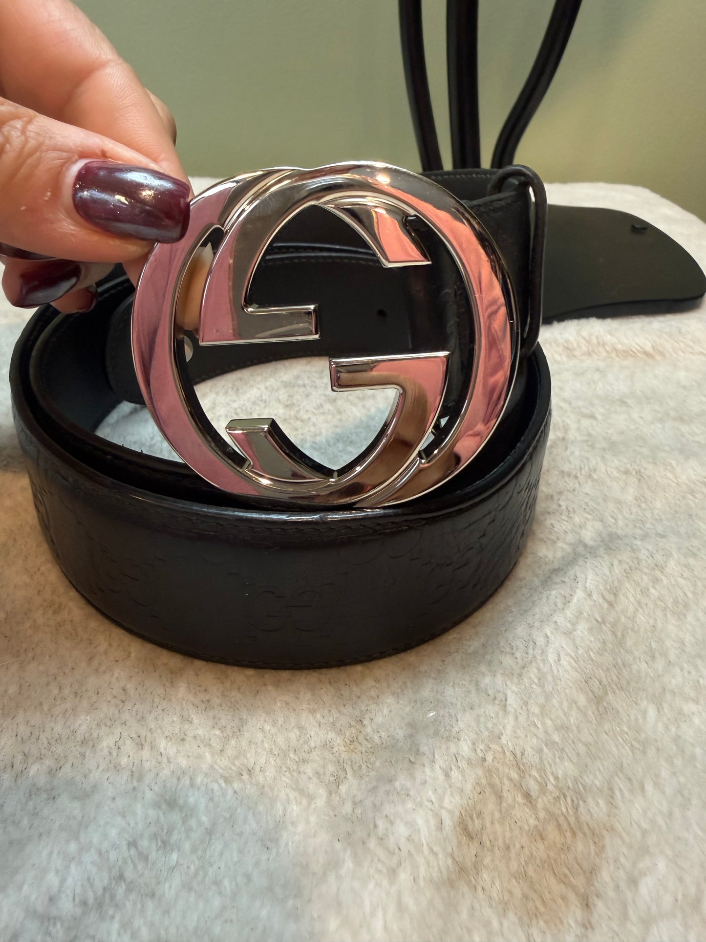 1566. Gucci Black Leather Guccissima Monogram Belt 95/38