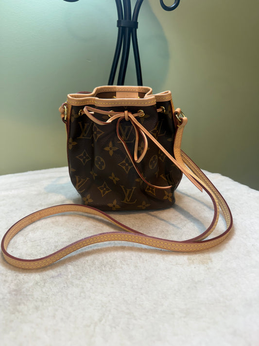 1646. Louis Vuitton Monogram Nano Noe