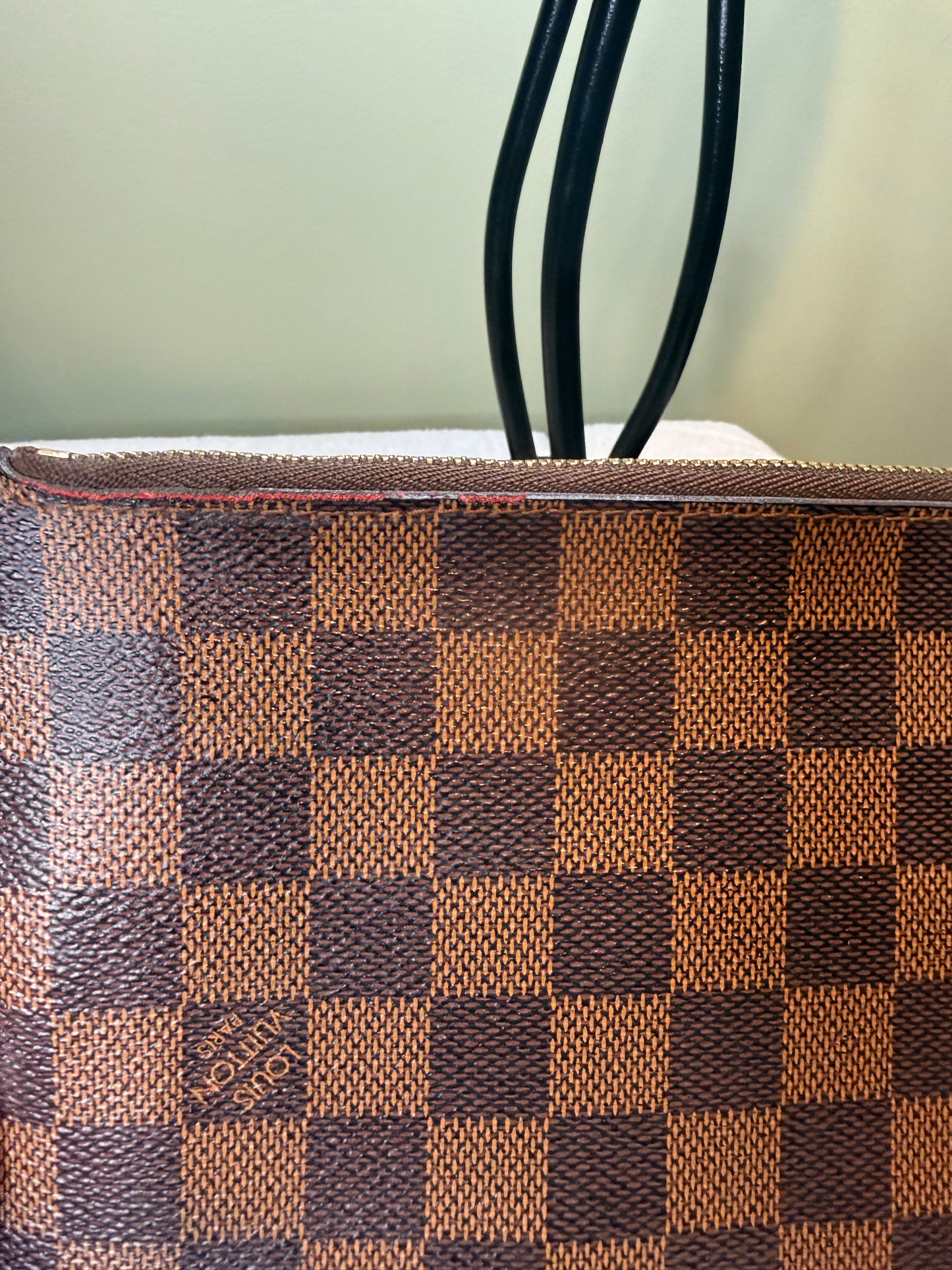 1428. Louis Vuitton Damier Ebene Neverfull MM with Pouch