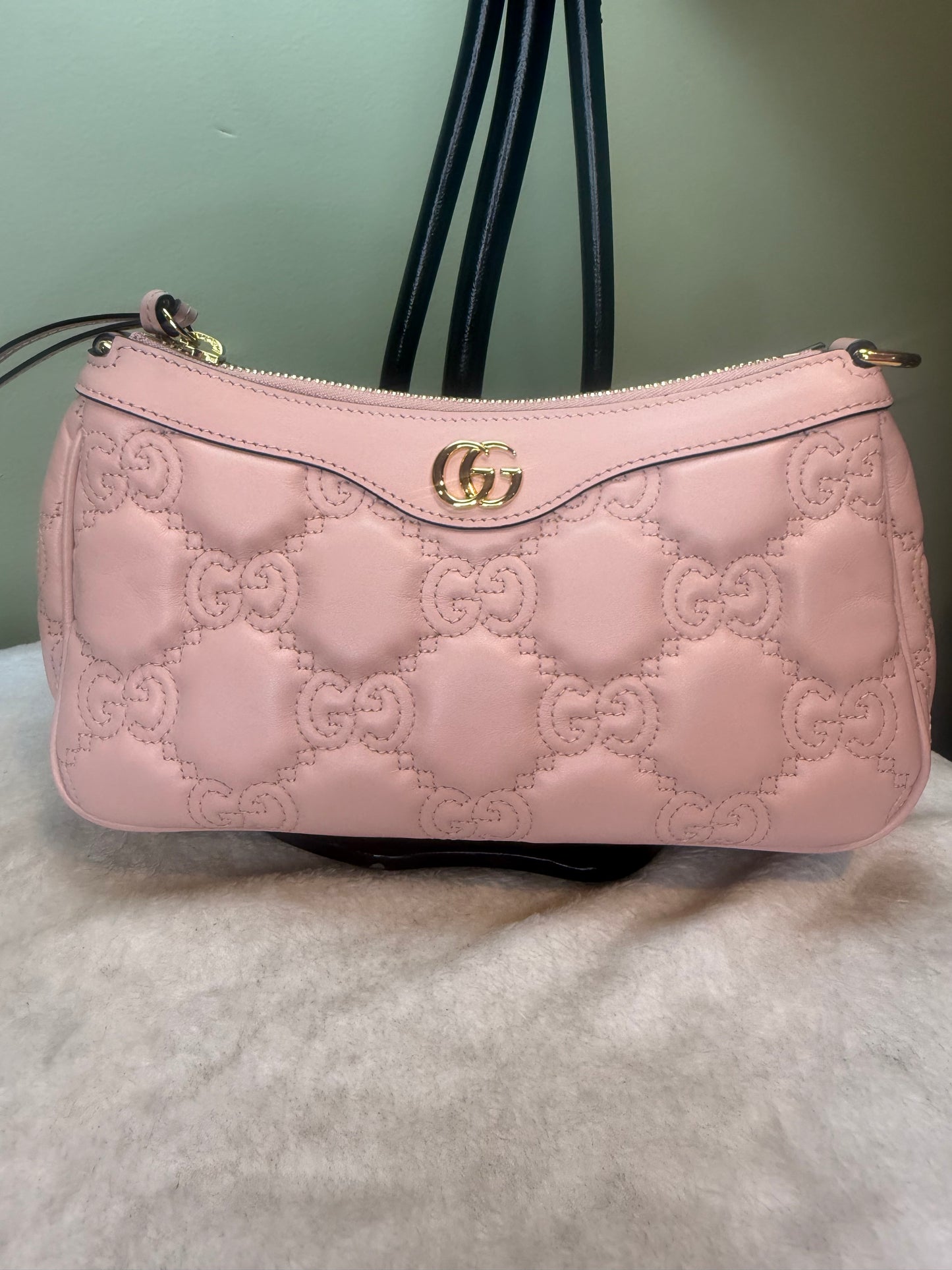 1361. Gucci GG Matelasse Pink Leather Bag