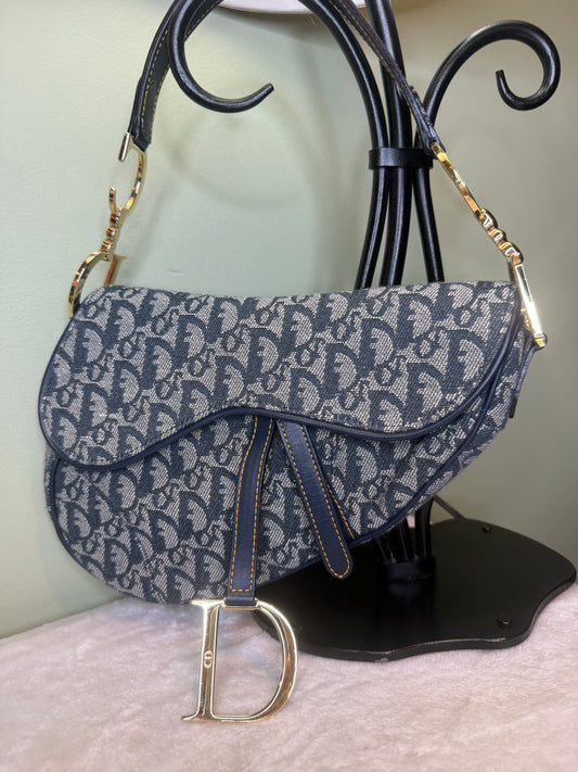 2186. Christian Dior Vintage Diorissimo Saddle Bag