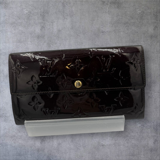 Louis Vuitton Amarante Vernis Sarah Wallet