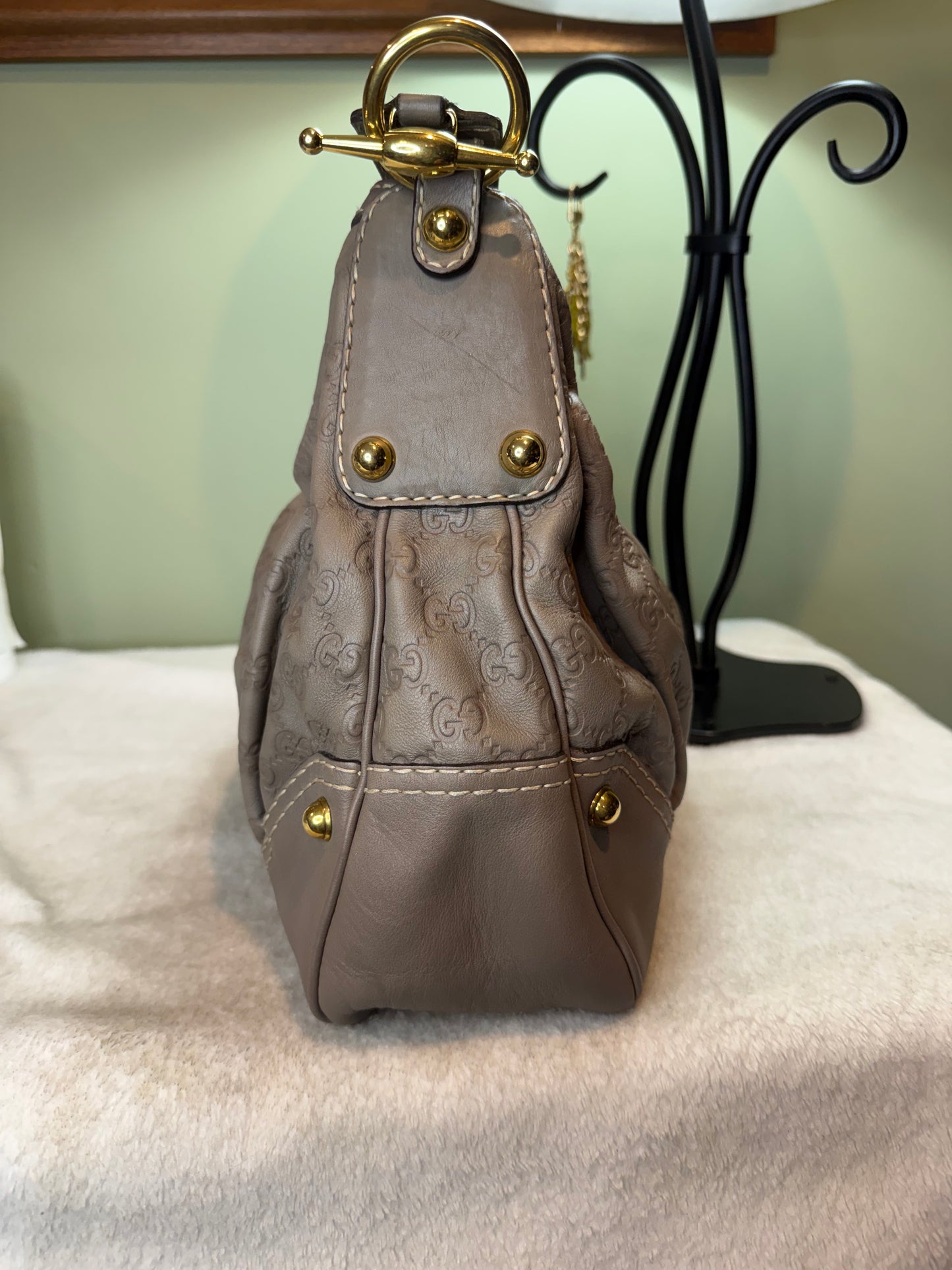 939. Gucci Grey Guccissima Leather Medium Hobo Shoulder bag