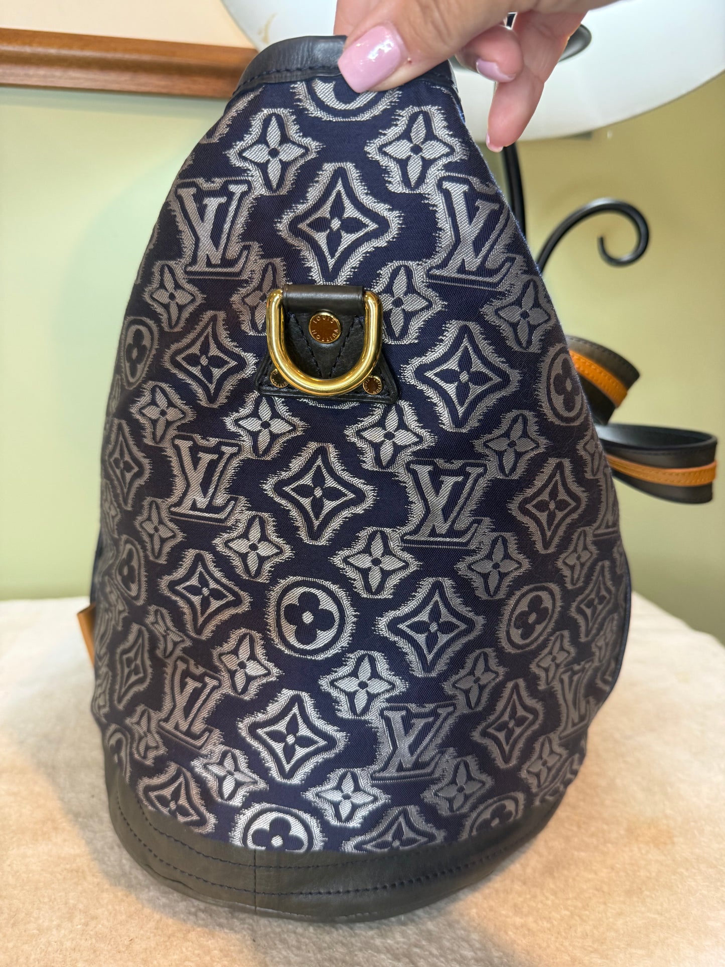 1561. Louis Vuitton Limited Edition Aviator Navy Jacquard Aviator Bag