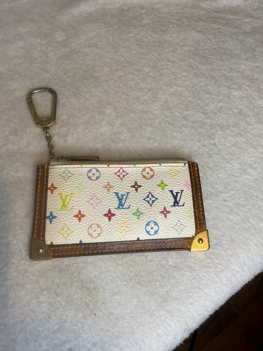 492. Louis Vuitton White Murakami Key Cles
