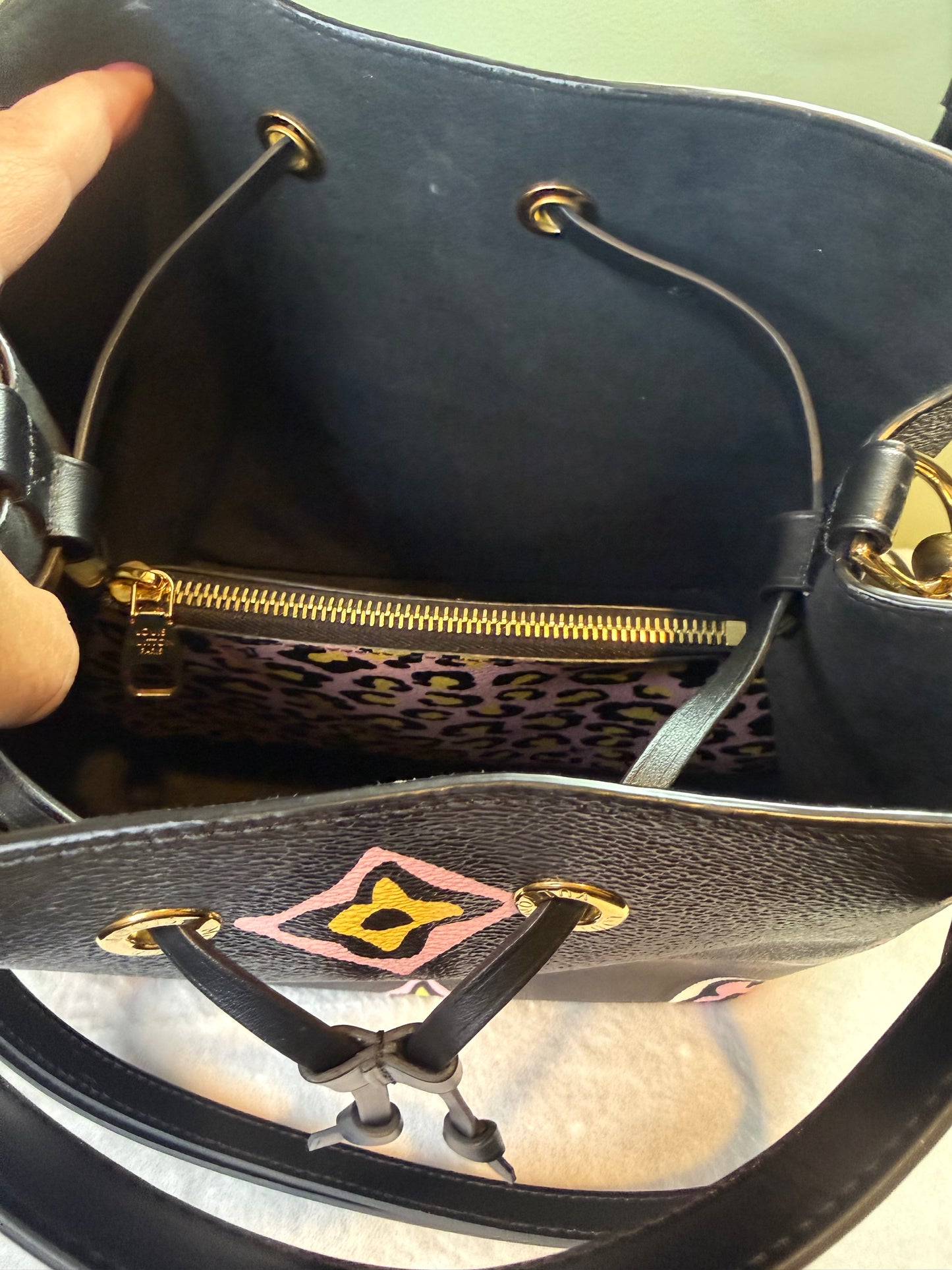 1778. Louis Vuitton Black Wild at Heart NeoNoe