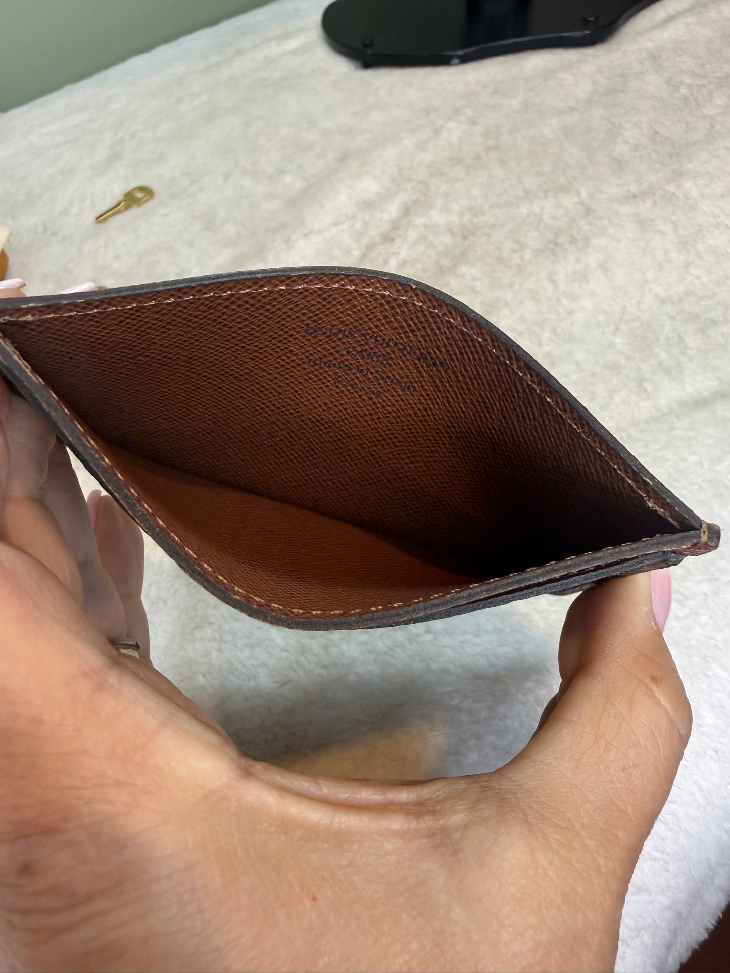 1374. Louis Vuitton Monogram Card Wallet