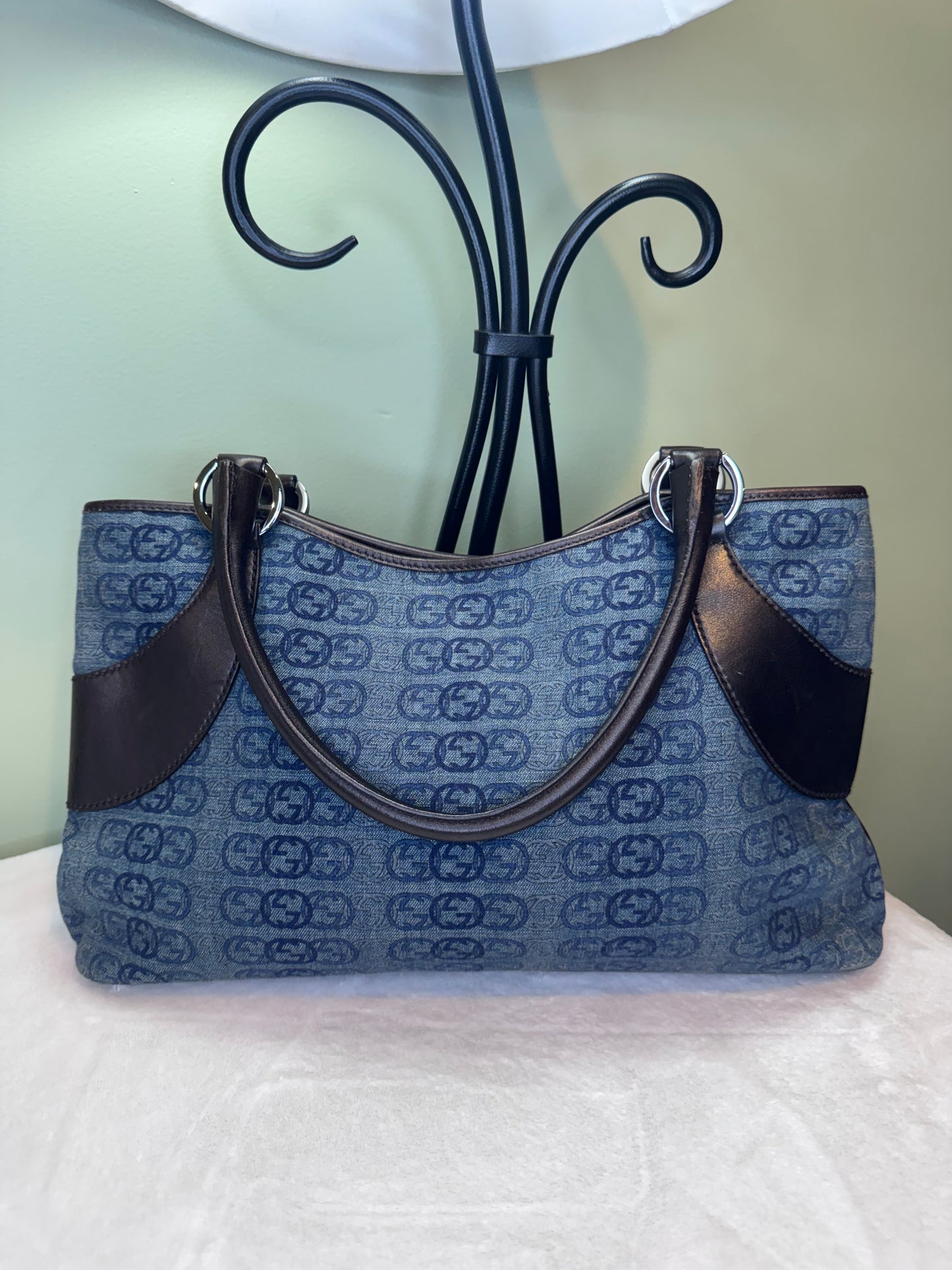 1714. Gucci Denim Shoulder Tote