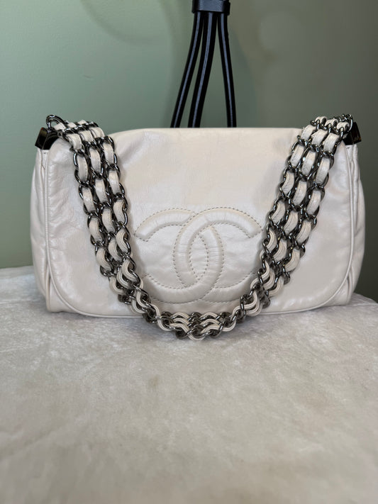 2122. Chanel Cream CC Rock and Chain Accordion Flap Bag