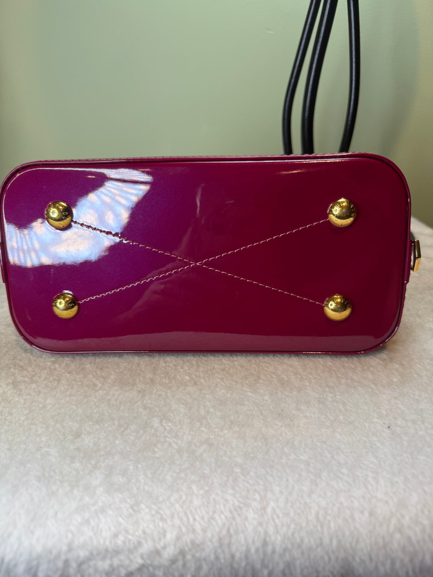 1285. Louis Vuitton Magenta Vernis with Monogram Alma BB
