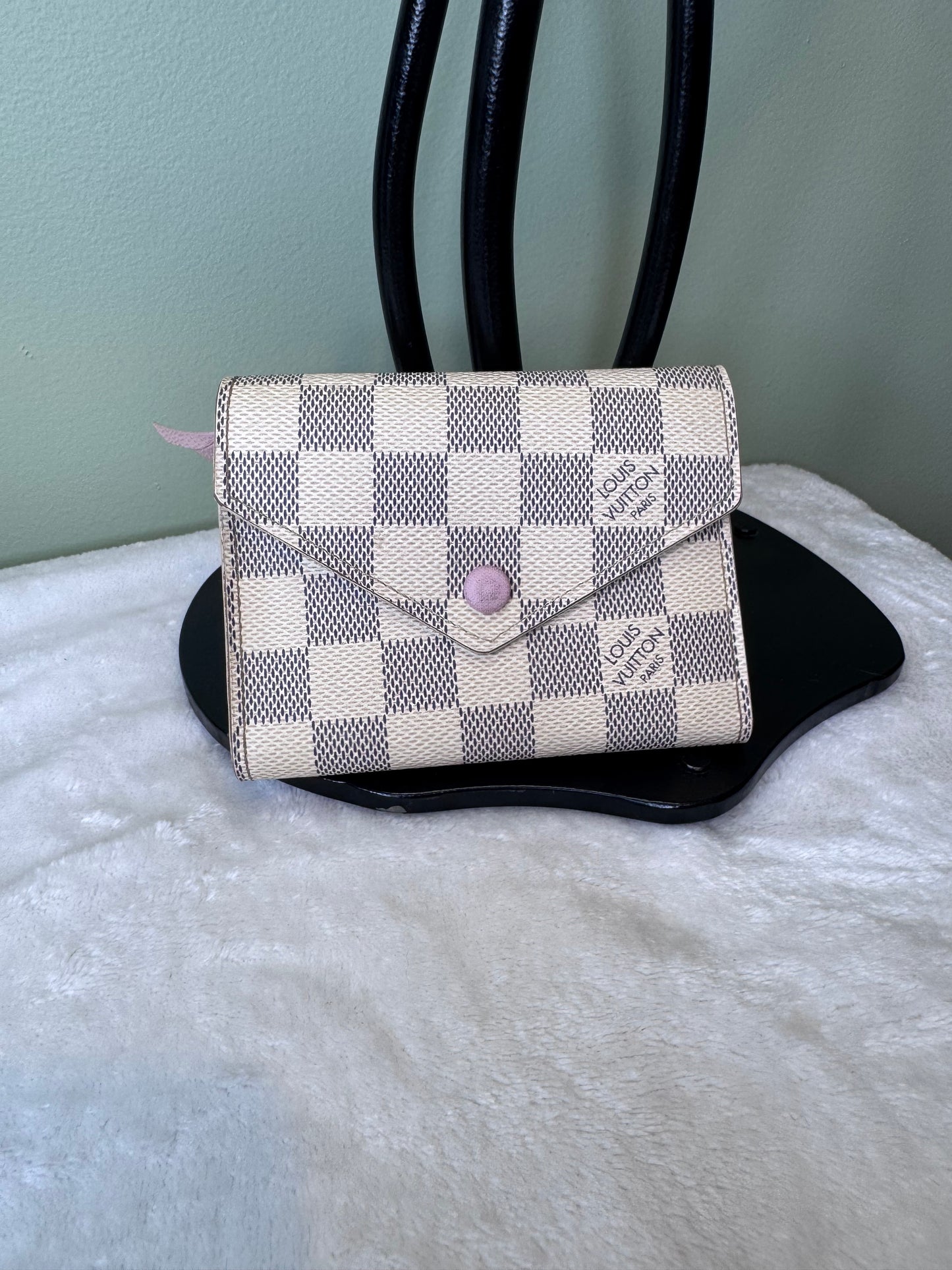 1689. Louis Vuitton Damier Azur Compact Wallet with Pink